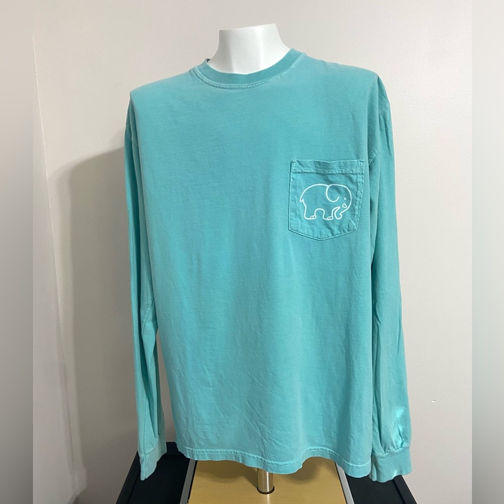 Ivory Ella Women’s Aqua Long Sleeve Tee Size Medium